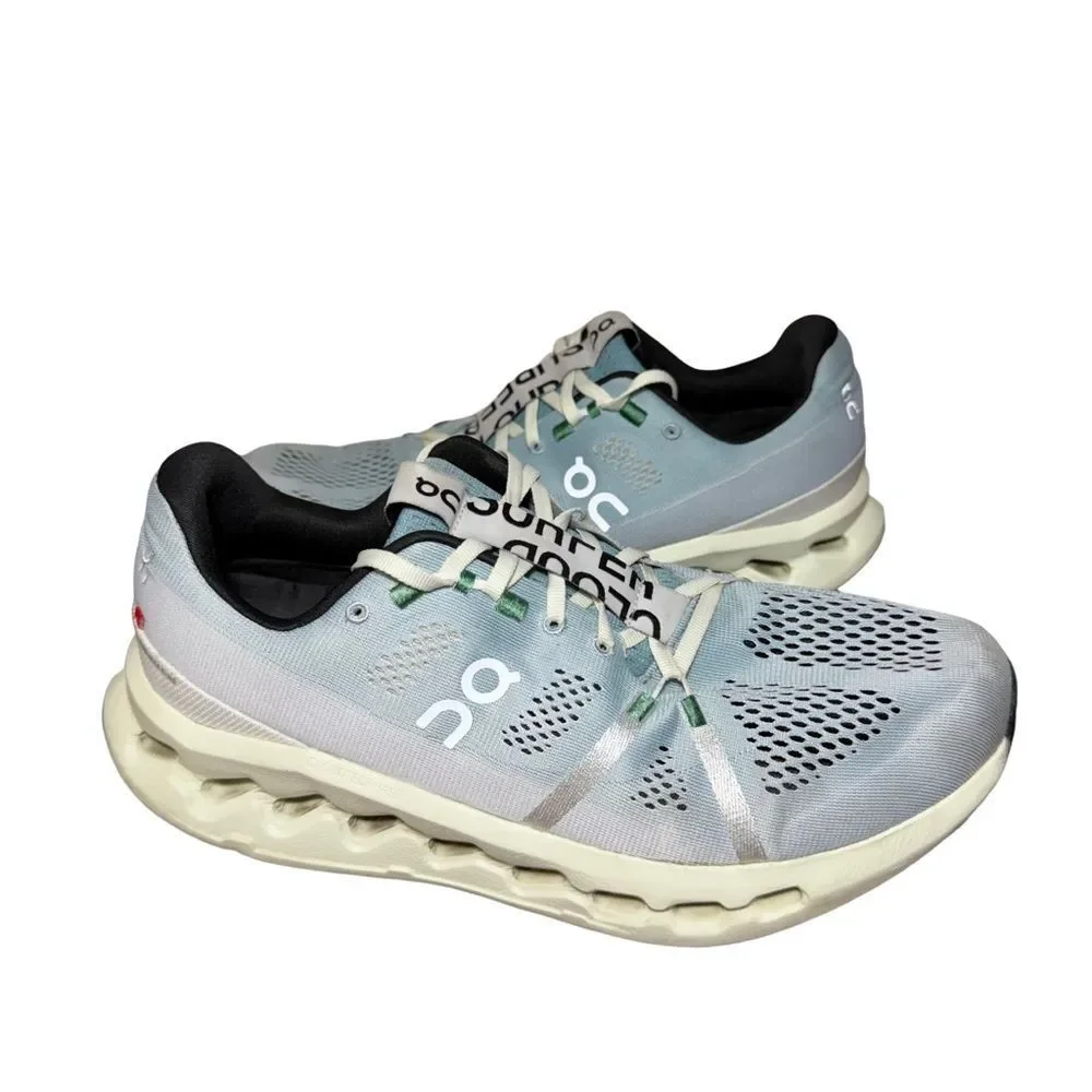 On Running Cloudstratus Shoes in Light Blue and White size 10 men’s